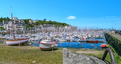 Gorgeous home in Quessoy