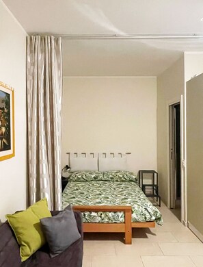 1 Schlafzimmer, Bügeleisen/Bügelbrett, WLAN, Bettwäsche