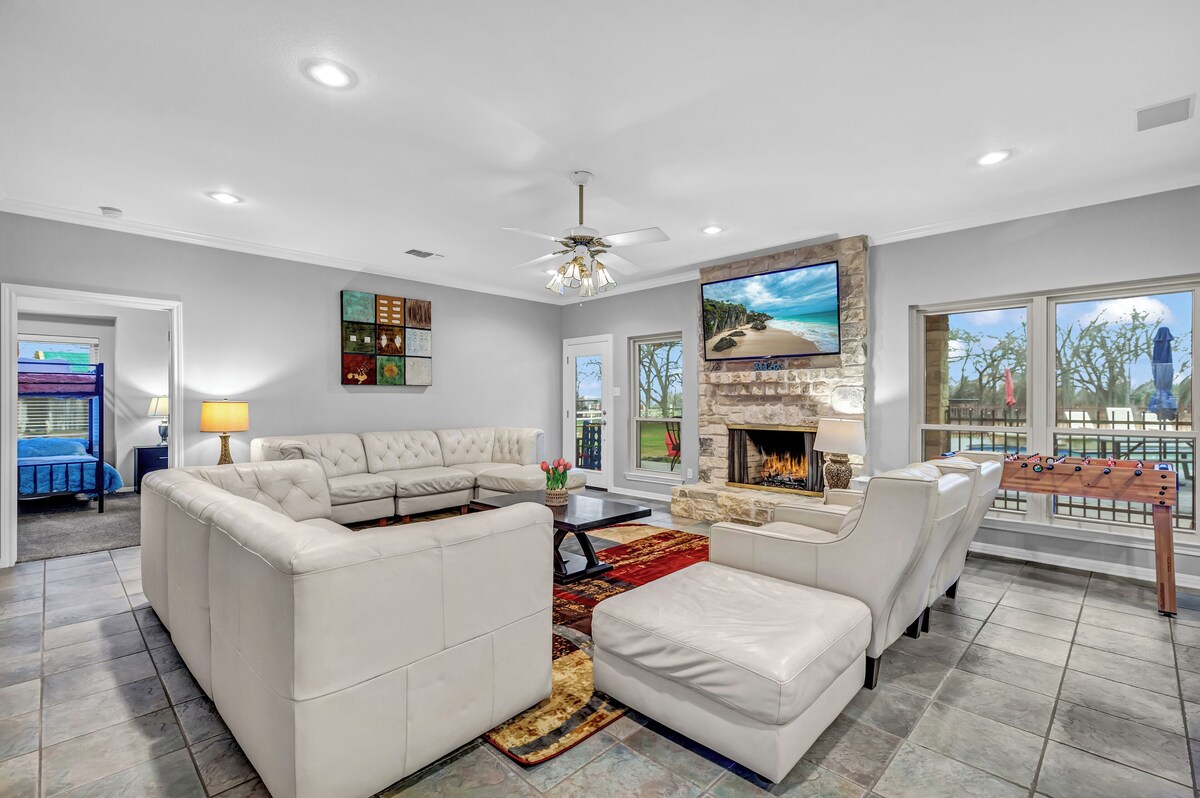 Photo 4 of ♥Relaxing Oasis♥Pool♥ Spa♥Steam shower☀ 3-Acre Backyard, Games/Activities!