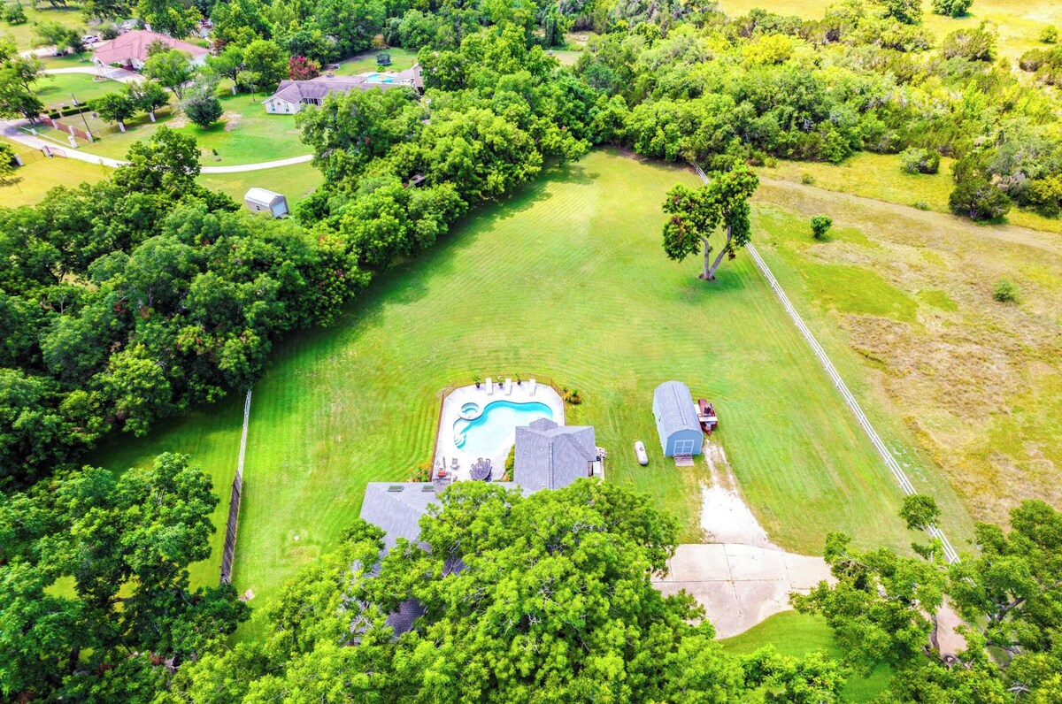 Photo 8 of ♥Relaxing Oasis♥Pool♥ Spa♥Steam shower☀ 3-Acre Backyard, Games/Activities!