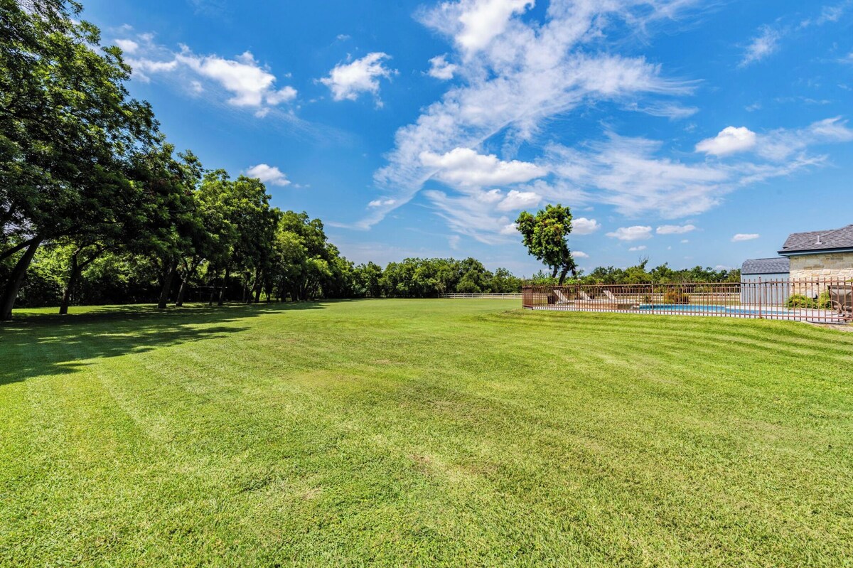 Photo 15 of ♥Relaxing Oasis♥Pool♥ Spa♥Steam shower☀ 3-Acre Backyard, Games/Activities!
