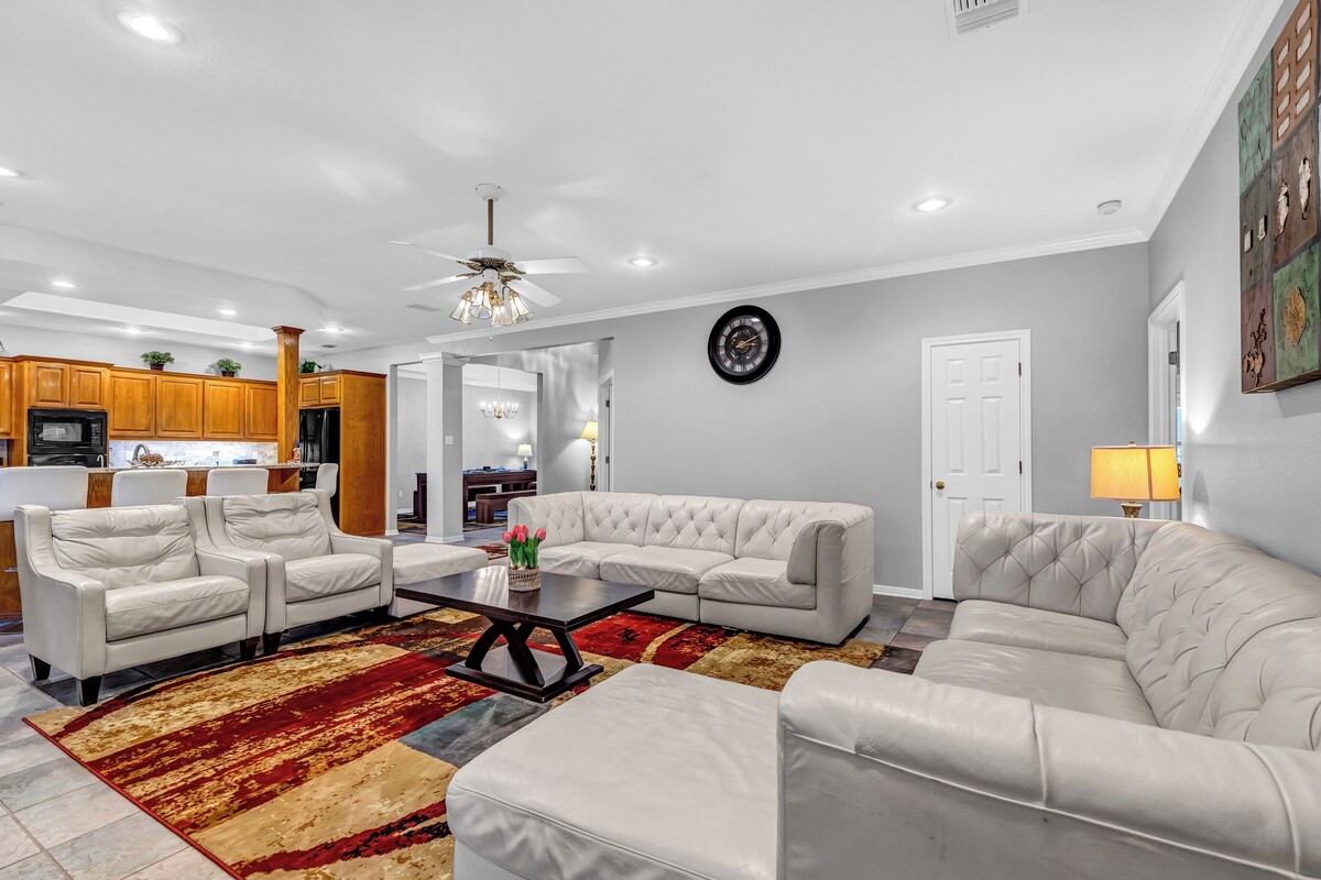 Photo 18 of ♥Relaxing Oasis♥Pool♥ Spa♥Steam shower☀ 3-Acre Backyard, Games/Activities!