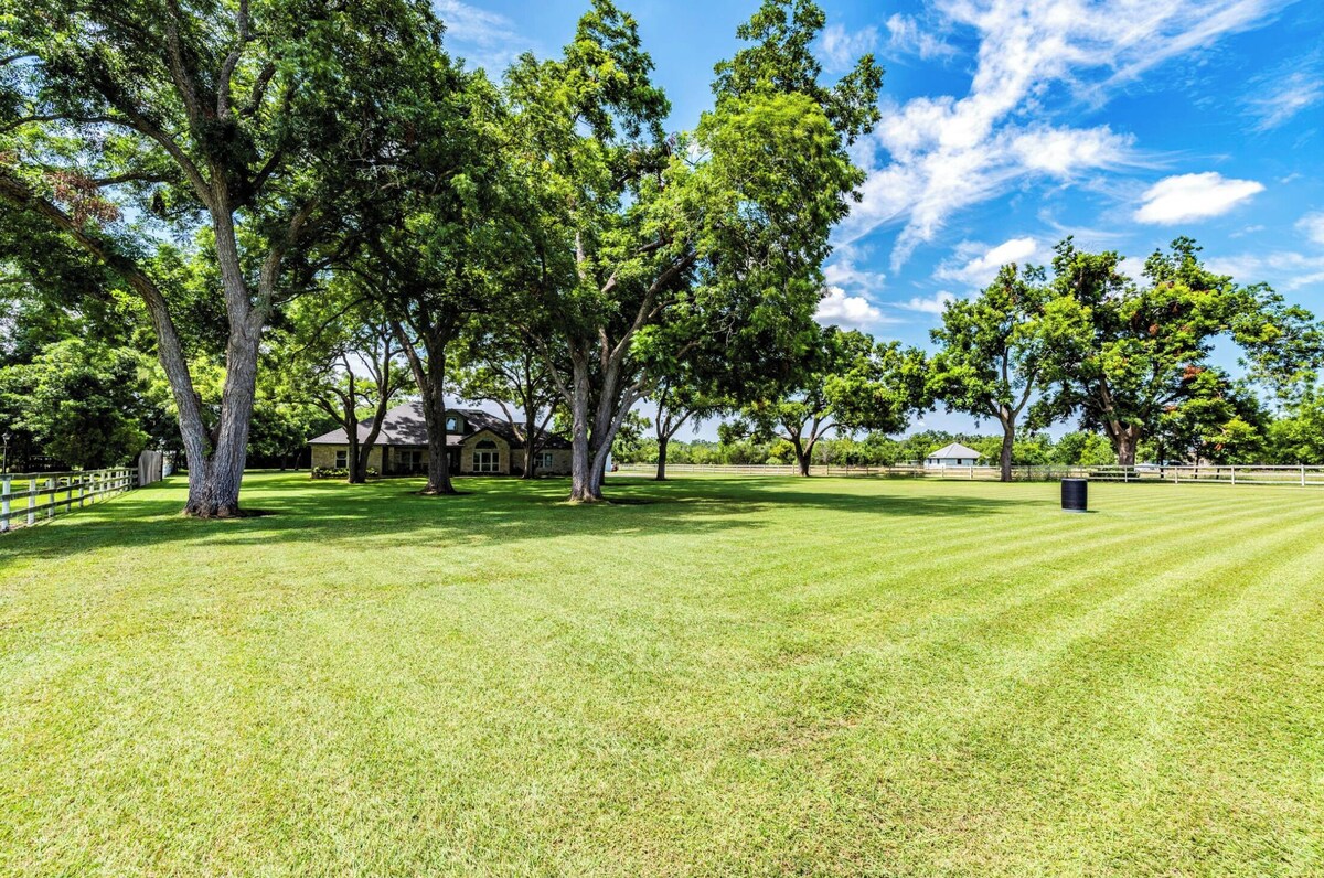 Photo 46 of ♥Relaxing Oasis♥Pool♥ Spa♥Steam shower☀ 3-Acre Backyard, Games/Activities!