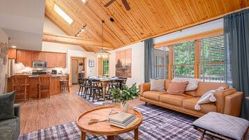 Smart TV, fireplace, video games