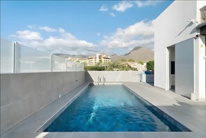 Pool - Vacation Villa 'Luxury Duque Mi Sol' with Sea View, Wi-Fi and Air Conditioning (Costa Adeje)