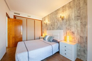 1 bedroom, free WiFi, bed sheets - Apartment 'Lomas De Mar 3' with Mountain View, Wi-Fi and Air Conditioning (Vera)