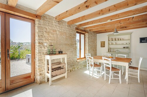 Beaux gîtes  "La Belle Parenthèse" avec piscine privée, terrasse privée et Wi-Fi