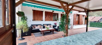 Appartement "Juana" avec vue sur les montagnes, terrasse privée et Wi-Fi
