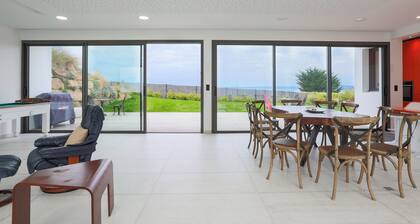 Villa 'Ker Marie' avec vue sur la mer, terrasse privée et Wi-Fi