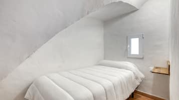 3 slaapkamers, een strijkplank/strijkijzer, wifi, beddengoed