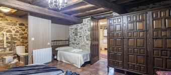Casa rural 'Casa La Calleja' con terraza compartida, jardín compartido y Wi-Fi