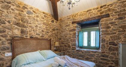 Casa rural 'La Caseta De Laura' con jardín compartido y Wi-Fi