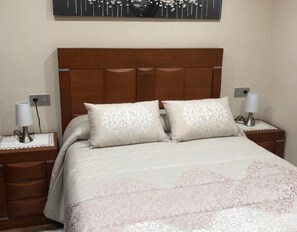 2 chambres, Wi-Fi gratuit, draps fournis
