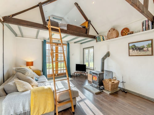 2 bedroom accommodation in Tunbridge Wells