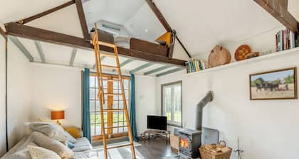 2 bedroom accommodation in Tunbridge Wells