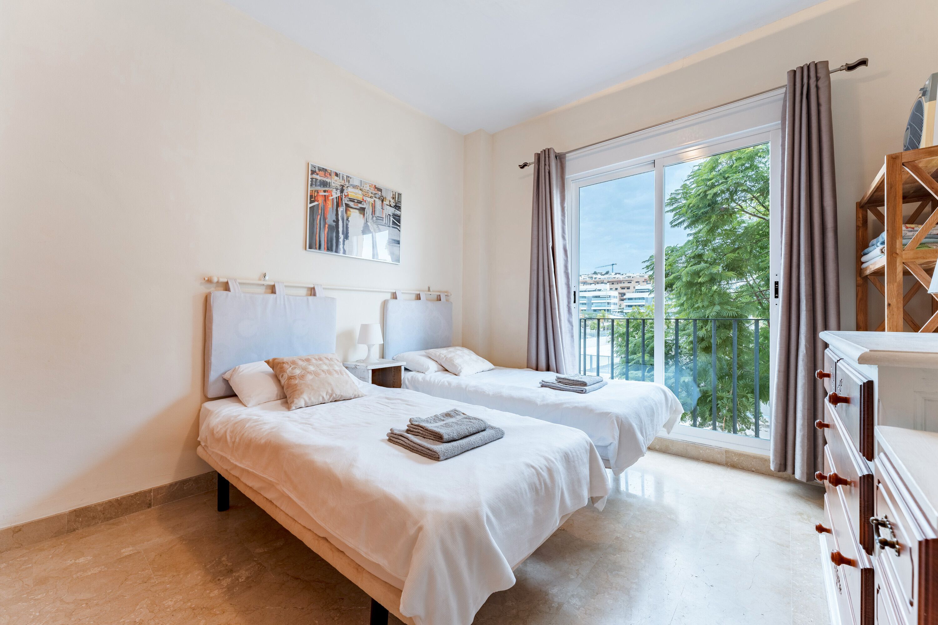 2 makuuhuonetta, ilmainen Wi-Fi, vuodevaatteet