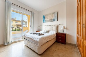 2 makuuhuonetta, ilmainen Wi-Fi, vuodevaatteet