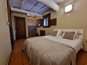 1 quarto, ferros/tábuas de passar roupa, Wi-Fi de cortesia