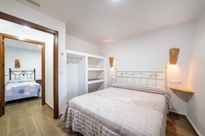 3 habitaciones, wifi gratis, ropa de cama y acceso para silla de ruedas 