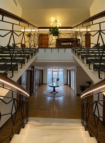 Villa 'Perla Etxea' with Mountain View, Private Terrace and Wi-Fi