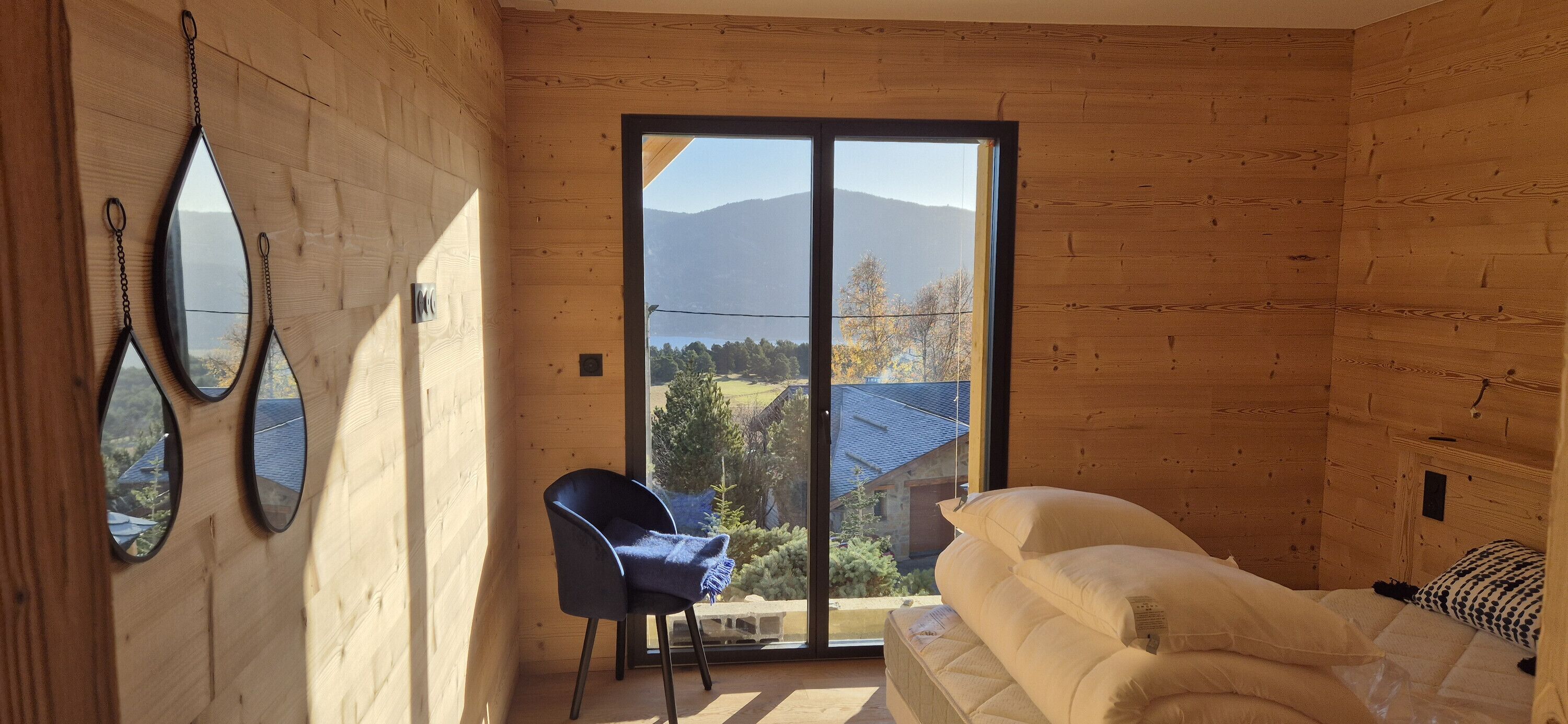 5 Schlafzimmer, Bügeleisen/Bügelbrett, kostenloses WLAN, Bettwäsche