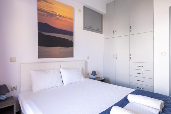 2 habitaciones, tabla de planchar con plancha y wifi gratis 