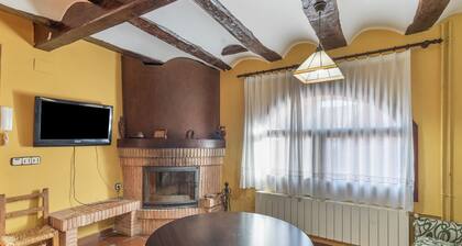 Country House 'Cuatro Torres' with Private Terrace and Wi-Fi