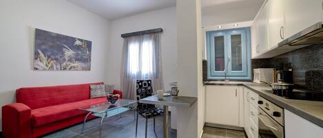 雪櫃、焗爐、爐具、咖啡機/沖茶器