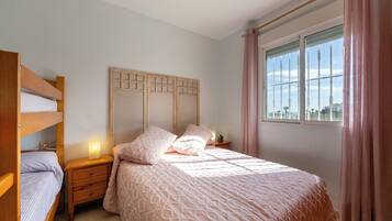 2 slaapkamers, gratis wifi, beddengoed