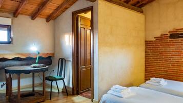 8 bedrooms, bed sheets