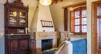 Country House 'Casa Rural El Saúco' with Private Garden and Balcony