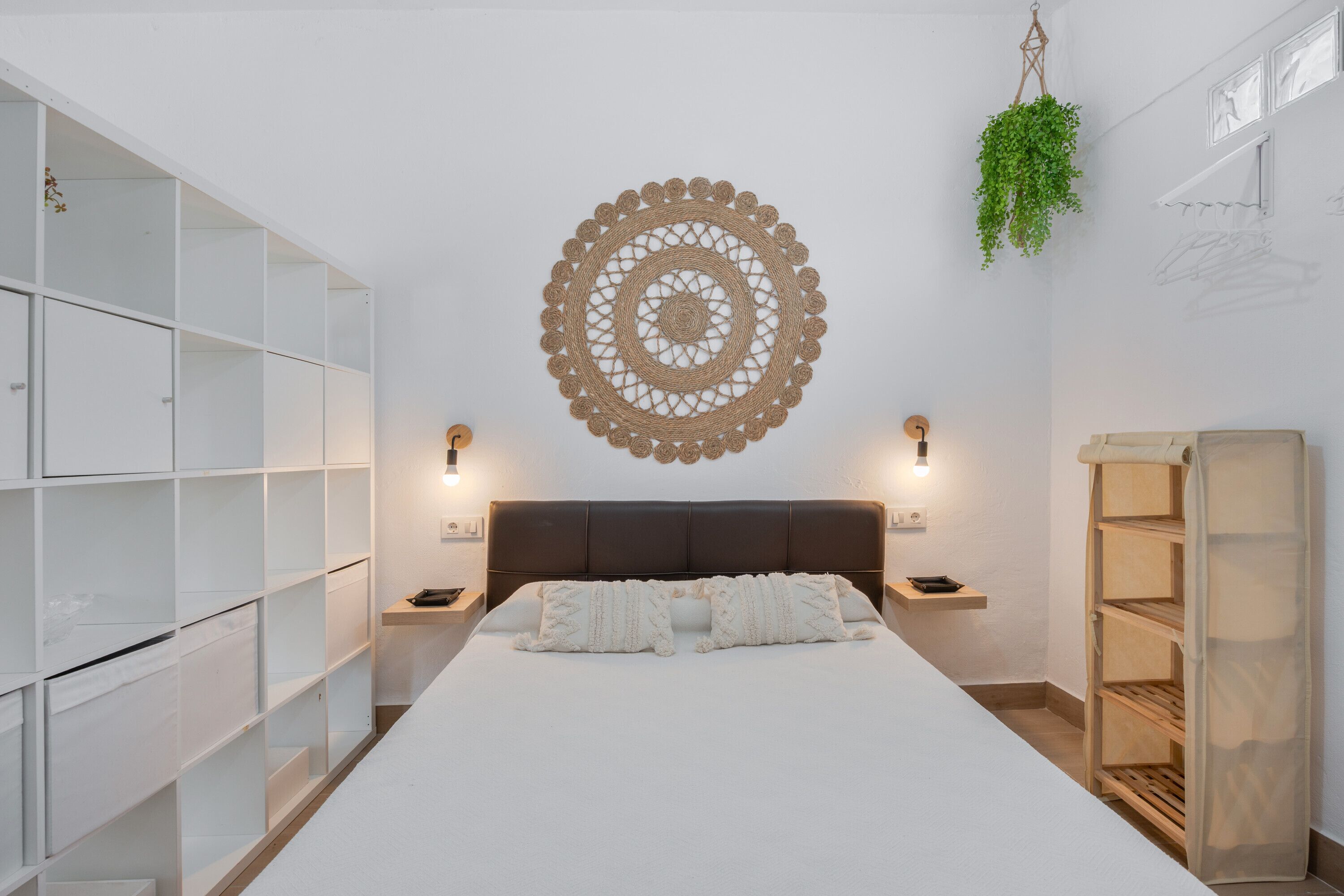 1 chambre, fer et planche à repasser, Wi-Fi gratuit, draps fournis