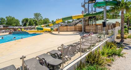 Mobile Home at Domaine De La Yole Campsite with Pool