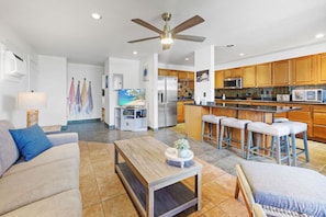 TV - LOW Rates-January ! A/C- Free Parking. Sleeps 6 (Kihei)
