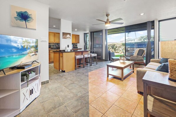 TV - LOW Rates-January ! A/C- Free Parking. Sleeps 6 (Kihei)