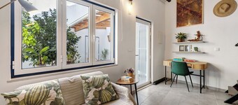 Tiny Home 'Casa Das Cantonas Valada' with Shared Pool, Wi-Fi and Air Conditioning