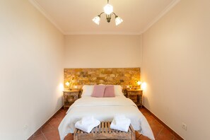 3 chambres, fer et planche Ă repasser, accĂšs au Wi-Fi (inclus)