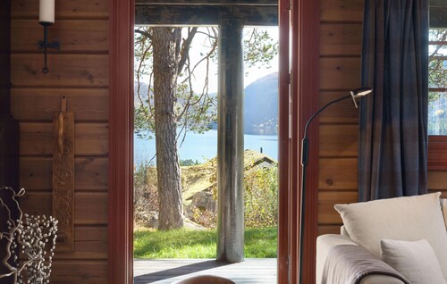 Amazing home in Hovet with sauna