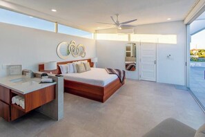 ヴィラ ベッド (複数台) プールアクセス オーシャンビュー (Beachside Villa 6) | 2 室のベッドルーム、客室ごとに異なる装飾、客室ごとに異なるインテリア、ベッドシーツ