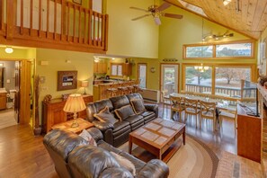 TV, fireplace, ping pong