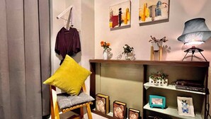 Interior - Cozy Home in BGC (taguig)