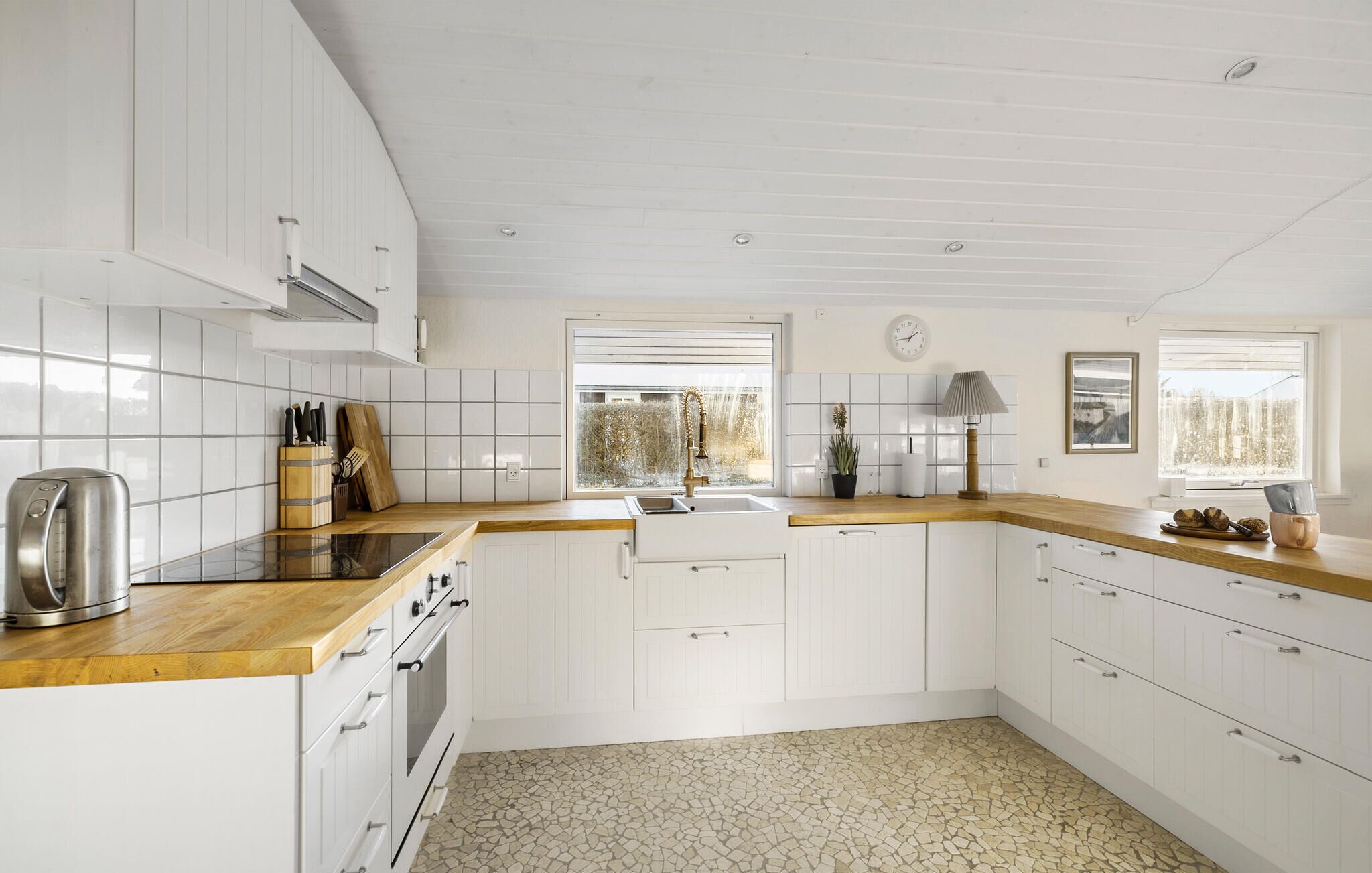 Réfrigérateur, plaque de cuisson, lave-vaisselle