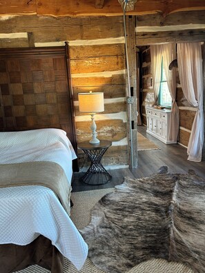 2 soverom, strykejern/-brett, wi-fi (inkludert) og sengetøy