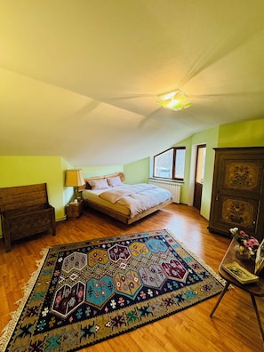 Deluxe Villa, Hill View | 4 bedrooms, free WiFi - Rai Villa (Banita)