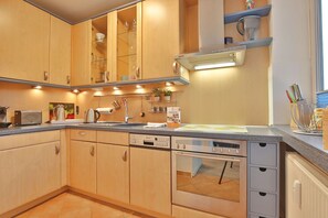 Uklassifisert bilde, 4 av 24, knapp