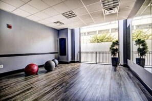 Fitness facility - Baltimore executive Furnished rentals (Baltimore)