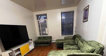 Chic 1-bedroom with AC and WiFi in fabulous New York City