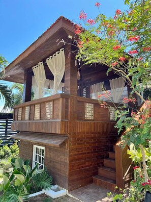 تفاصيل الفندق من الخارج