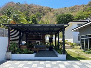 تفاصيل الفندق من الخارج