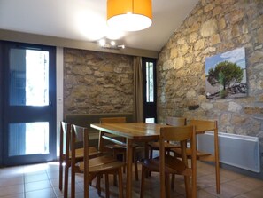 Dining - Les Vans-Cottage 3 pièces 4 personnes by Interhome (Les Vans)